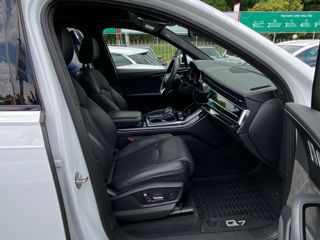 Audi Q7 foto 15