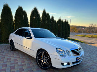 Mercedes E-Class