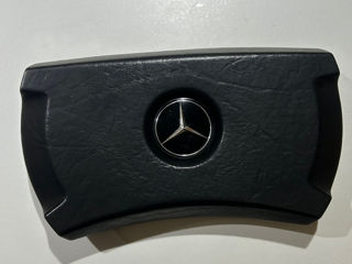 Mercedes foto 2