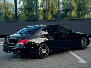 Mercedes E-Class foto 3