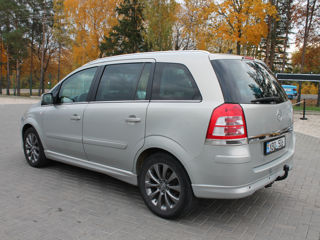 Opel Zafira foto 6