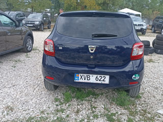 Dacia Sandero foto 2