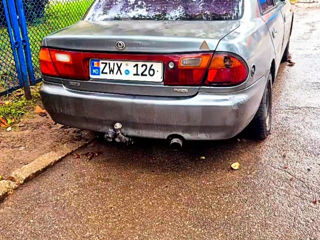 Mazda 323 foto 4