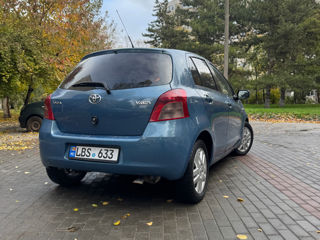 Toyota Yaris foto 3