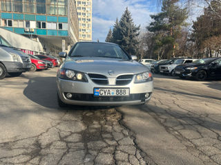 Nissan Almera foto 10