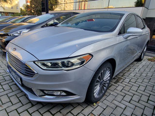 Ford Fusion foto 2