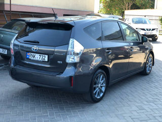 Toyota Prius + foto 3