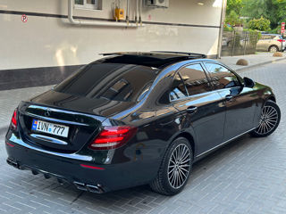 Mercedes E-Class foto 3