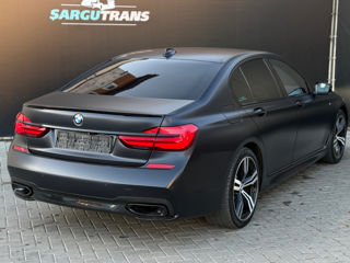 BMW 7 Series foto 4