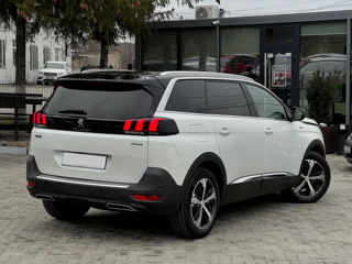 Peugeot 5008 foto 3