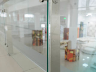 Balustrade din sticlă securizată (îngrădiri) / перила из безопасного стекла (ограждение) foto 7