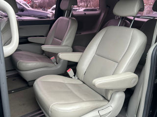 KIA Carnival фото 7