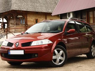 Renault Megane foto 1