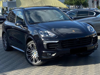 Porsche Cayenne foto 4