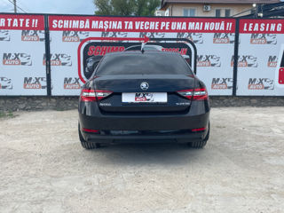 Skoda Superb foto 6