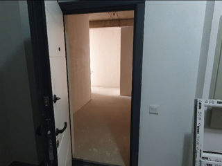 Apartament cu 2 camere, 70 m², Durlești, Chișinău foto 3