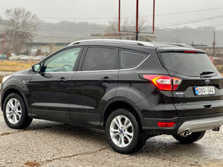 Ford Kuga foto 6