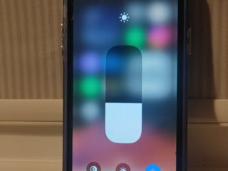 iPhone 11 64Gb foto 2