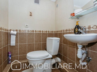 Apartament cu 3 camere, 128 m², Buiucani, Chișinău foto 12