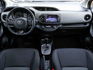 Toyota Yaris foto 7