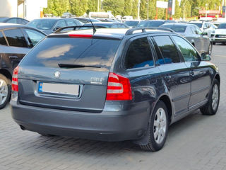 Skoda Octavia foto 3