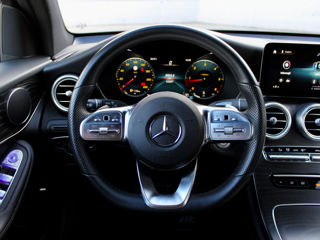 Mercedes GLC foto 10