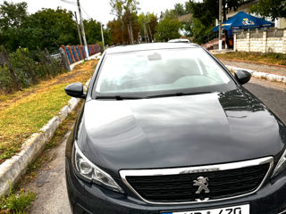 Peugeot 308 foto 2