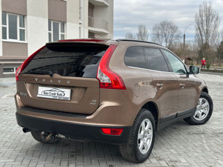 Volvo XC60 foto 2