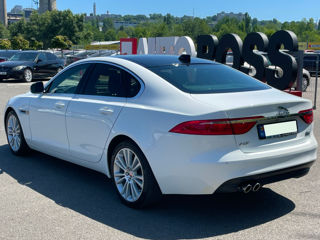 Jaguar XF foto 9