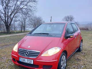 Mercedes A-Class foto 3