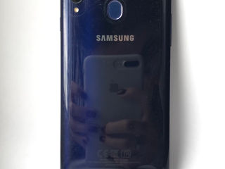 Продам Samsung Galaxy A60