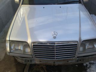 Mercedez w124 foto 1