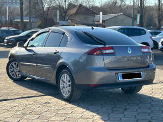 Renault Laguna foto 3