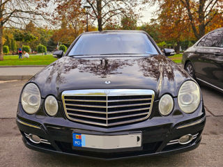 Mercedes E-Class foto 2