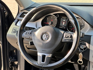 Volkswagen Passat foto 9