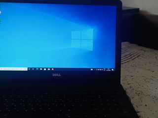 Dell Inspiron 15 foto 2