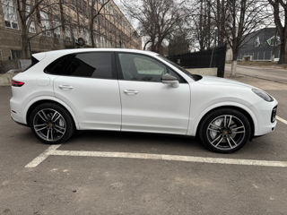 Porsche Cayenne foto 4