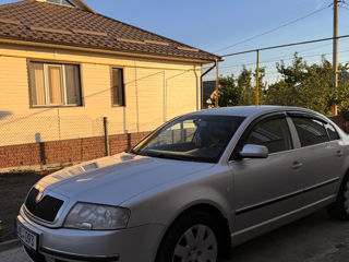 Skoda Superb foto 4