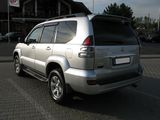 Toyota Land Cruiser Prado foto 8