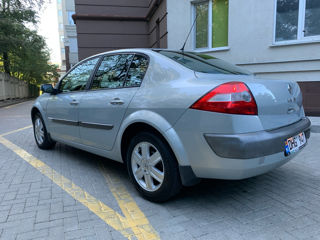 Renault Megane foto 4