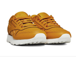 Reebok piele. 39