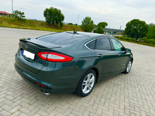 Ford Fusion foto 5