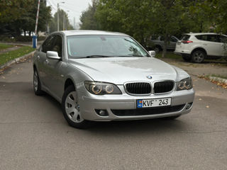 BMW 7 Series foto 1