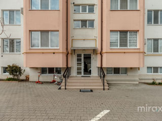 Apartament cu 2 camere, 95 m², Botanica, Chișinău foto 15