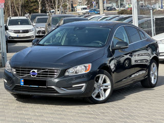 Volvo S60 foto 4