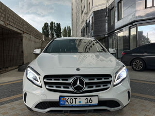 Mercedes GLA