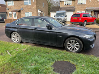 BMW 5 Series foto 7