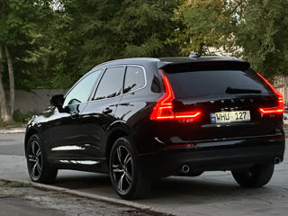 Volvo XC60 foto 1