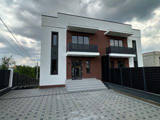 Casa Noua Chisinau - 220 m.p + 4 ari