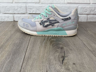 Asics foto 2